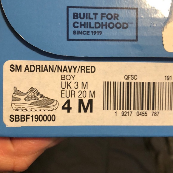 Stride Rite - size 4 - Picture 6 of 7